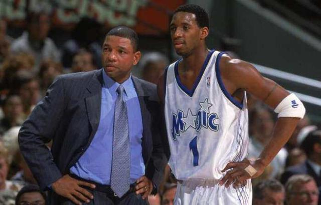 体育本泽马荣膺2022金球奖 生涯首次问鼎该荣誉